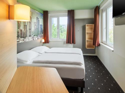 Sossenheim Hotel | B&B Hotel Frankfurt-West