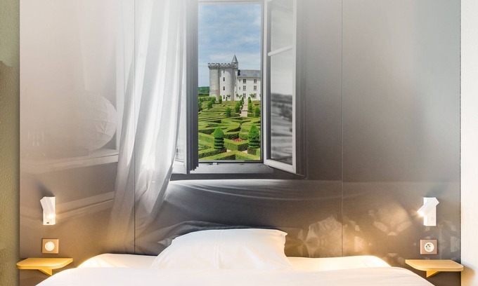 Tours Hotel | B&B HOTEL Tours Nord 2 La petit Arche