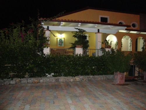 Fiumicello Santa Venere Bed & Breakfast | B&B La Dimora Di Alfonso