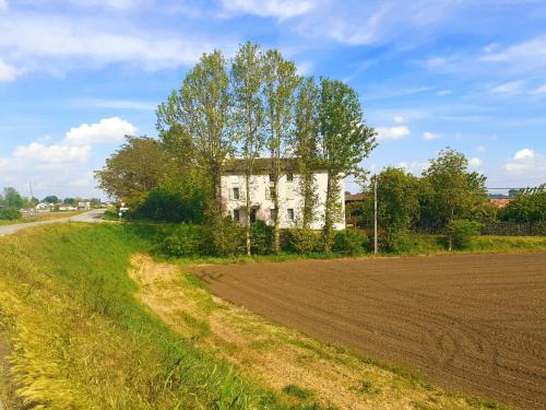 Stagno Lombardo Bed & Breakfast | B&B La Sbàgera