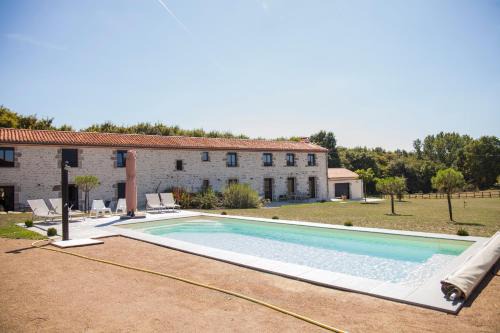 Mortagne-sur-Sevre House | B&B LE BORDAGE