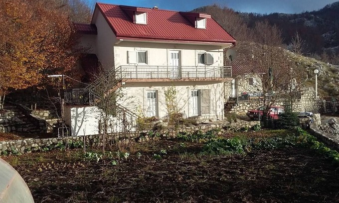 Cetinje Bed & Breakfast | B&B Ljepurice