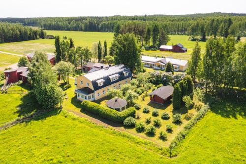 Savonlinna Bed & Breakfast | B&B Lomamokkila