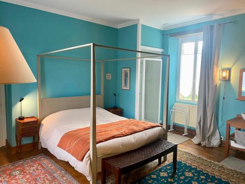 Saint-Derrien Bed & Breakfast | B&B Manoir de Keryvon