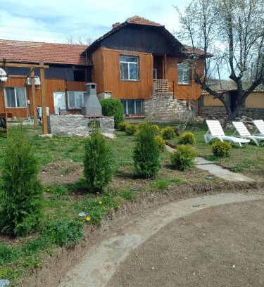 Balkan Mountains Bed & Breakfast | B&B Nina