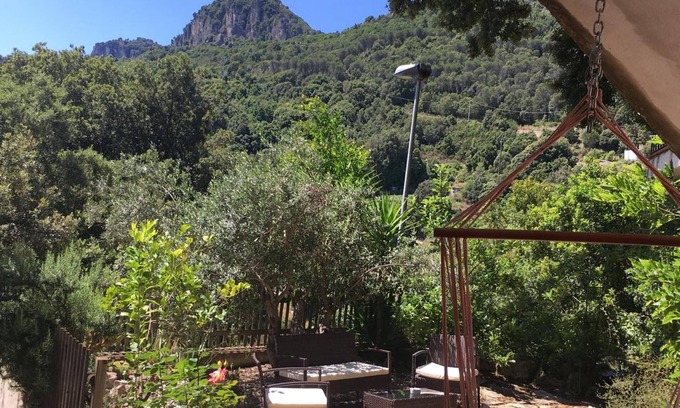 Jerzu Bed & Breakfast | B&B Selu