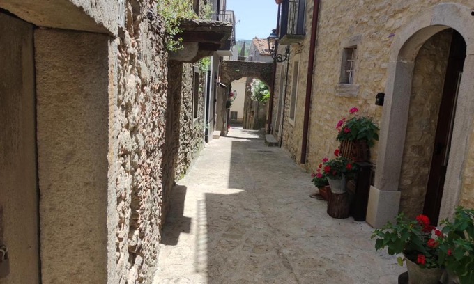 Montalbano Elicona Bed & Breakfast | B&b Villa Argimusco