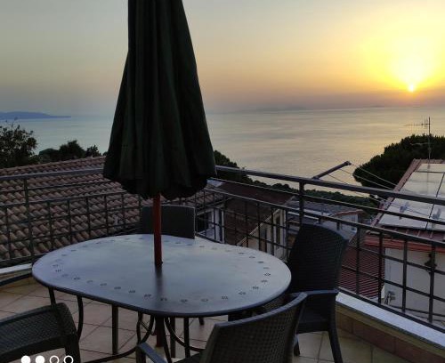 Palmi Bed & Breakfast | B&B Vista Mare con Terrazzo