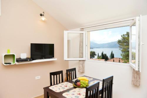 Orahovac Apartment | B & M Apartments