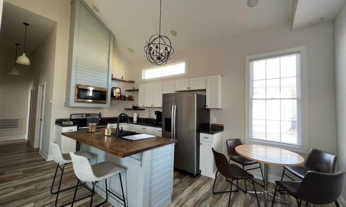 Gas City House | B St Bungalow