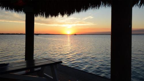 Key Largo Apartment | B405 Moon Bay