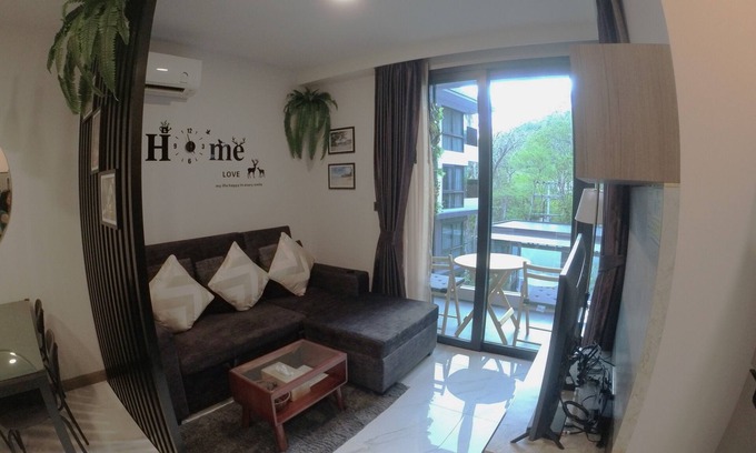 Ao Nang Apartment | B407-High Floor Pool View 1 Bedroom 300m Walk To Ao Nang Beach