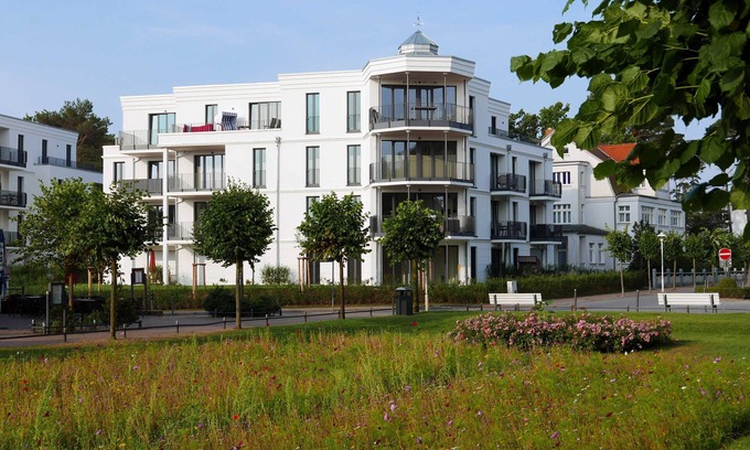 Ostseebad Baabe Apartment | Baabe Villen Ensemble FeWo 15 Strandsonne Ref. 213134