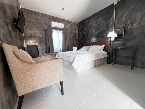 Hang Dong House | Baan Bua Homestay & Poolvilla