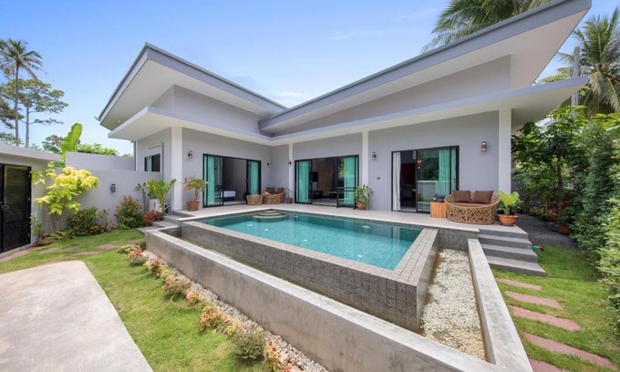 Thong Krut Villa | Baan Bua
