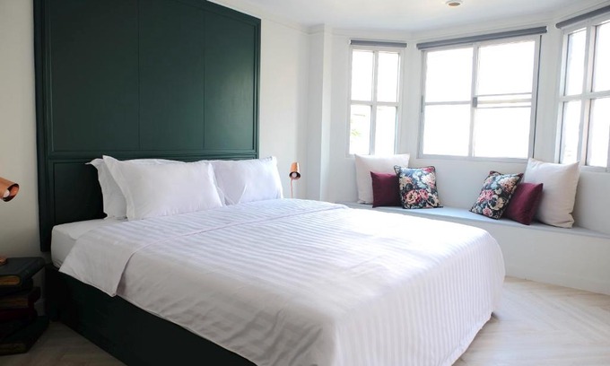 Bang Rak Apartment | Baan Khun Pra Duplex Rm3 Bangkok
