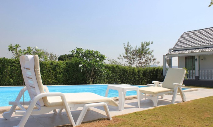 Hin Lek Fai Hotel | Baan Rabiengkao Hua Hin