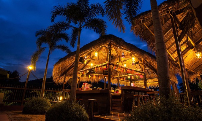 On Tai Hotel | Baanpong Lodge
