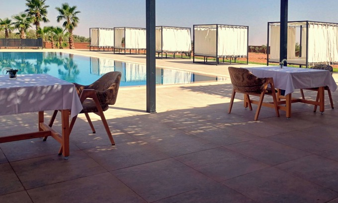 Oumnass Hotel | Bab Sma - Porte du Ciel