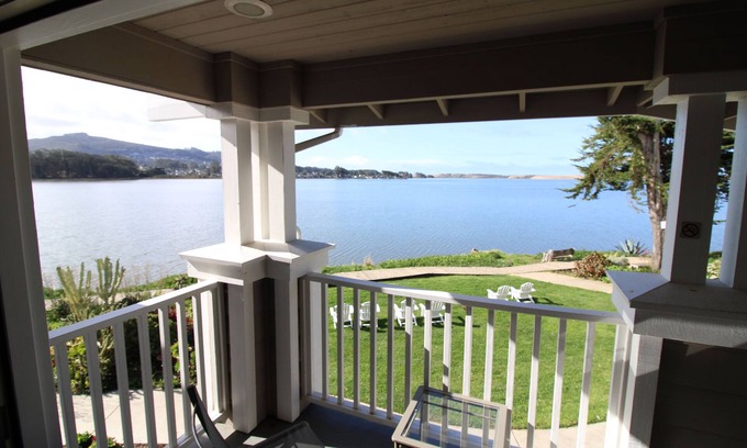 Baywood Park Bed & Breakfast | Back Bay Inn