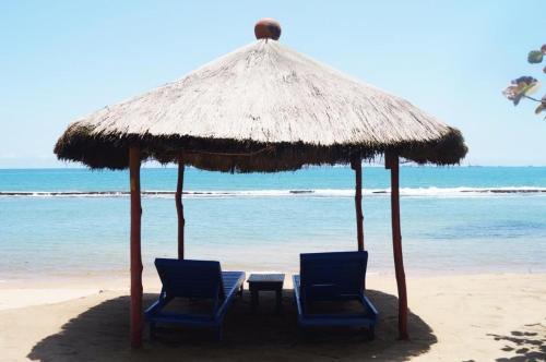 Lome Hotel | BACKPAKERS ROBiNSON Plage