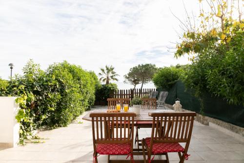 L'Ampolla House | Baconer - Casa en l'Ampolla con jardín privado y acceso directo al mar - Deltavacaciones