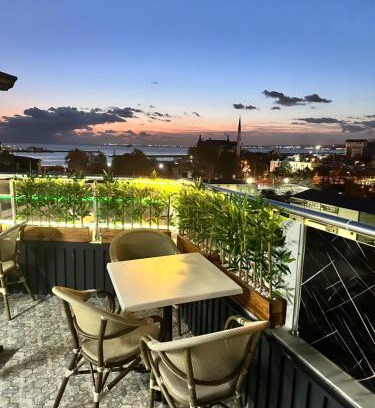 Rasimpasa Hotel | Bade Boutique Hotel Kadıköy