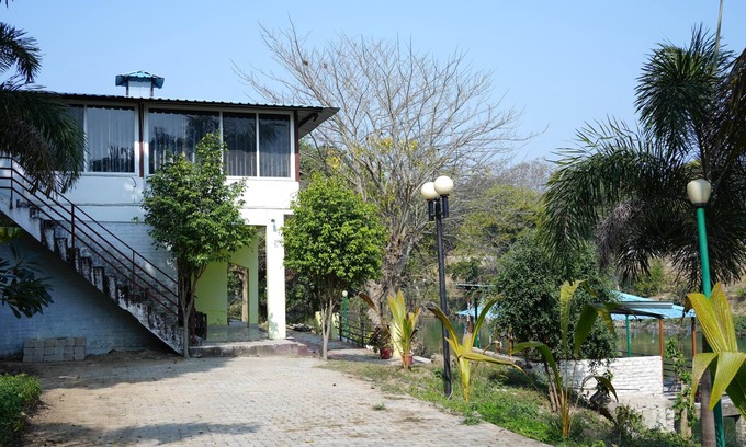 Marhi Hotel | Badrika Farm's