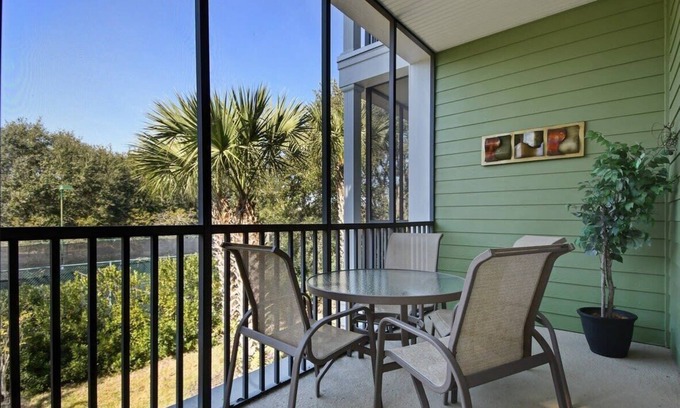 Bahama Bay Condo | Bahama Bay- Two bedrooms condo fully equipped