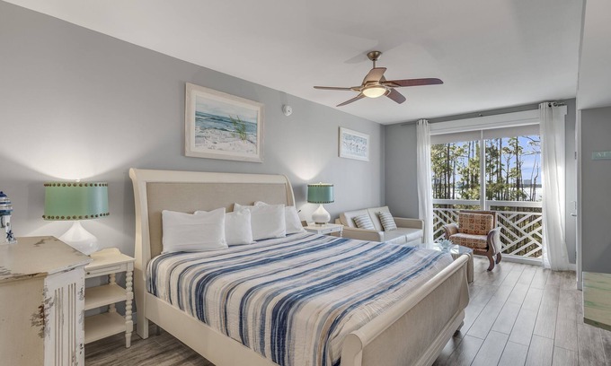 Baytowne Wharf Condo | Bahia Sandestin 2nd floor Studio - Baytowne Wharf