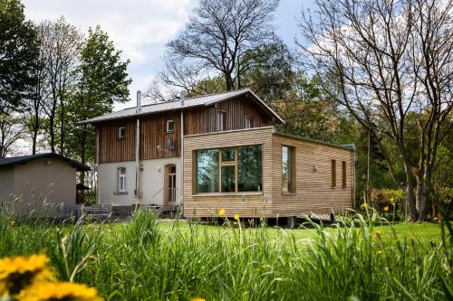 Tirpersdorf House | Bahnwärterhaus