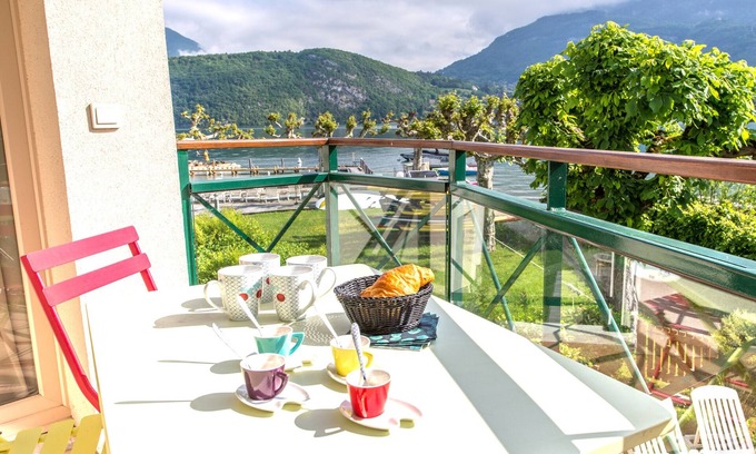 Duingt Apartment | BAIE DES VOILES - #102 Vue lac & Chateau 1 chambre