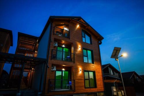 Beclean House | Baile Figa spa Cazare