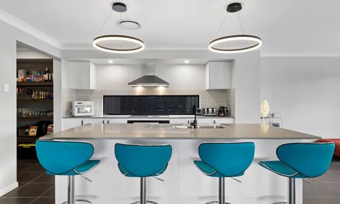 Banksia Beach House | Bailies Retreat - Modern townhouse with pool plus lake and golf course views