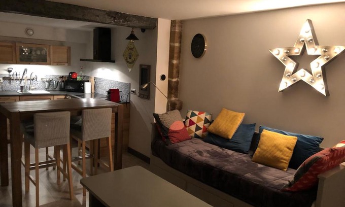 Bayonne Apartment | Baiona