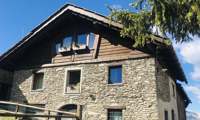 Oulx Apartment | Baita Gran Bosco: Large apartment for 6 people