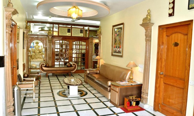 Karol Bagh House | Bajaj Indian Home Stay