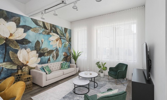 Downtown Montreal Apartment | Bakan - Sainte Catherine