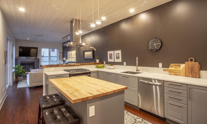 Nelson Condo | Baker Street Central - Balcony With Incredible Mountain View