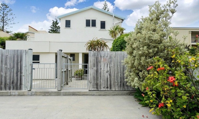 Napier Cottage | Bakers Loft - Napier Holiday Home