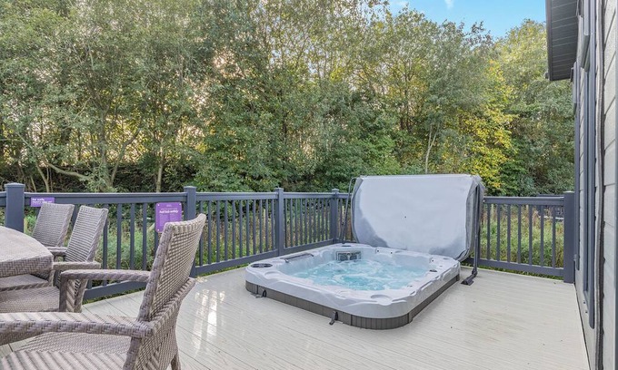 Newton Grange Ski Chalet | Bakewell Premier Lodge