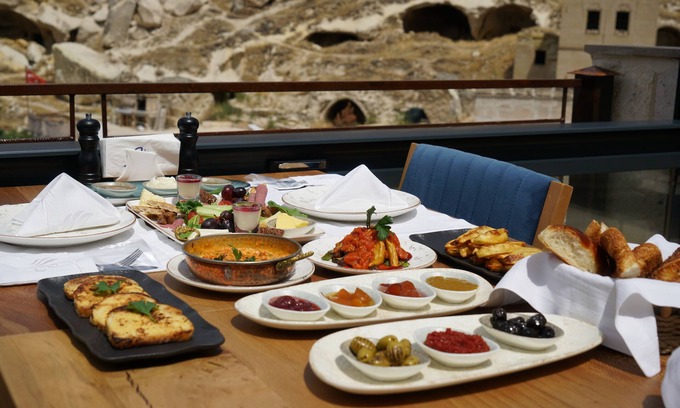 Cavusin Hotel | Bala Cave House