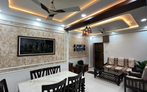 Kolar Road Apartment | Balaji Home Stay
