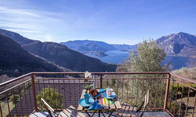 Perledo Apartment | Balcone di Perledo, Perledo, Italy