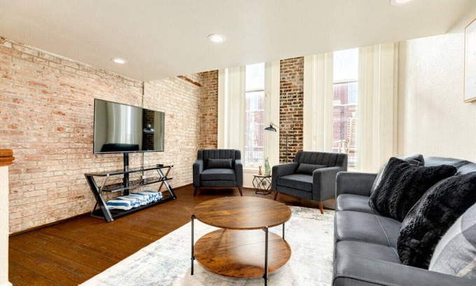 Galveston Apartment | Balcony Loft with Stunning Views Close to Cruise Ships & Harborside