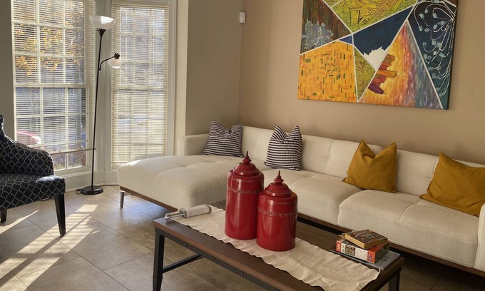 Gaithersburg Apartment | Balcony, room and private bathroom