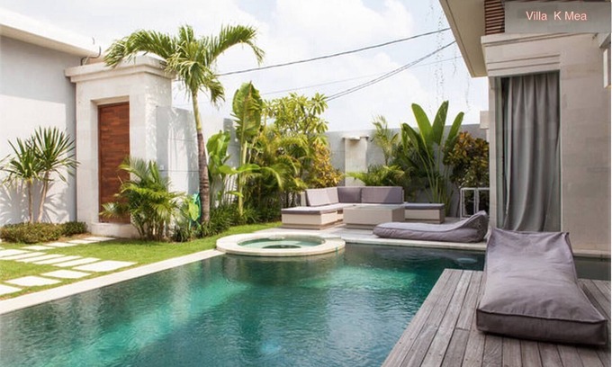 Seminyak Villa | Bali - Seminyak - 3 bedroom pool villa - quiet but close to restaurants, bars,