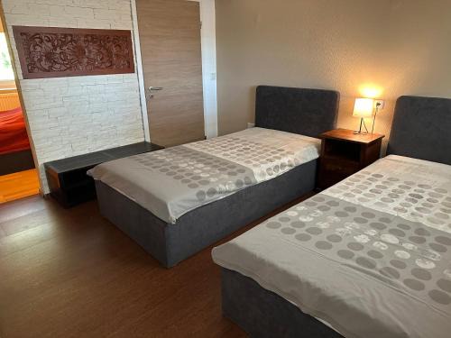 Altenbrunslar Apartment | BALIKU APARTMENT 2nd floor with balcony