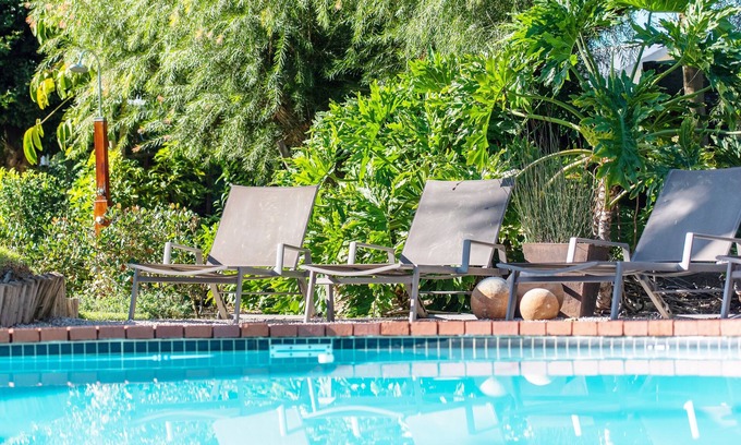 Robertson House | Ballinderry - The Robertson Guest House