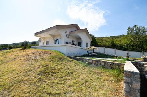 Pricelje Villa | Baloci hills